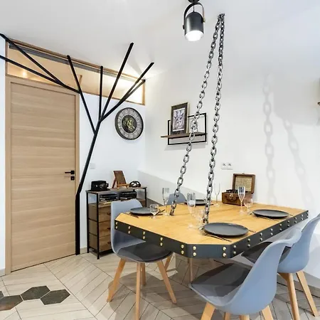 Unique And Stylish Ac Studio Downtown - Dodo Et Tartine Apartman Hyères